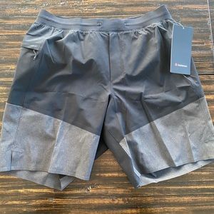 NWT - Lululemon Train to Beach Short 8”